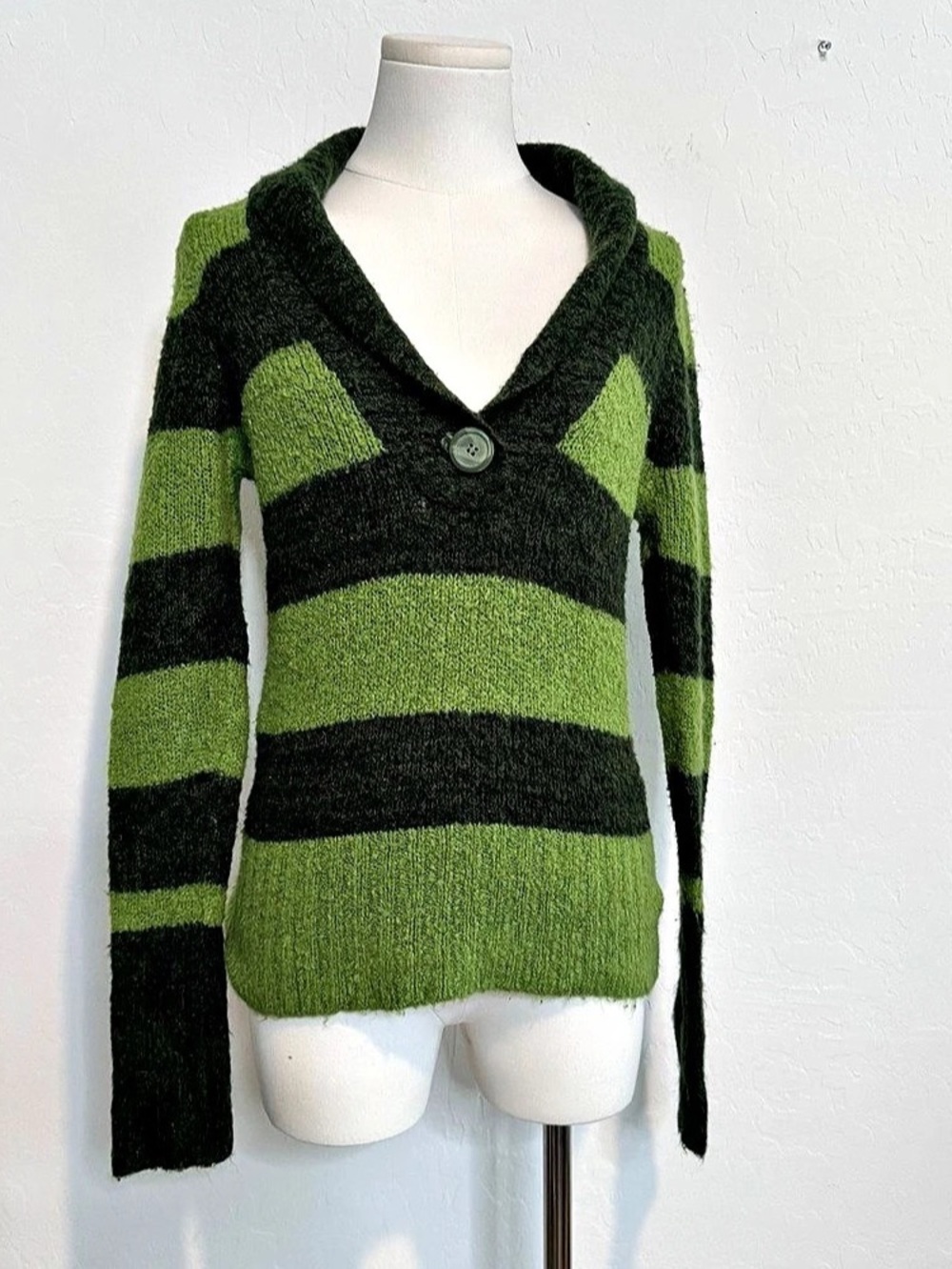 Arizona Jean Company Striped Cardigan in Green & Dark Green